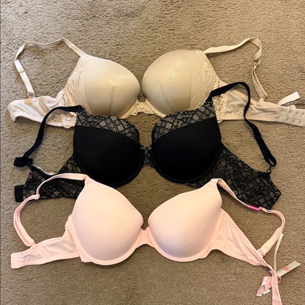 Victoria’s Secret Set of Three Lace and Solid Bras